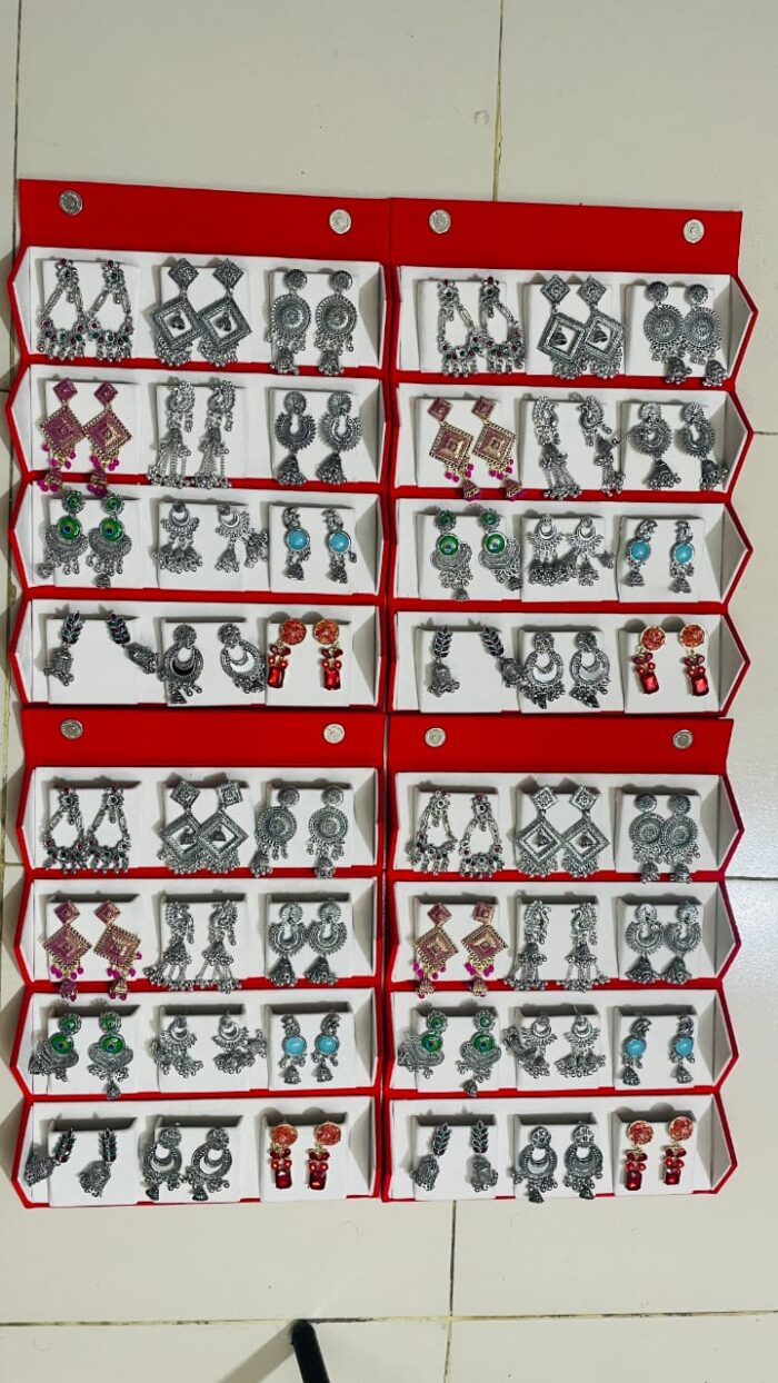 Red Jhumka Box - 12 pieces - Image 3